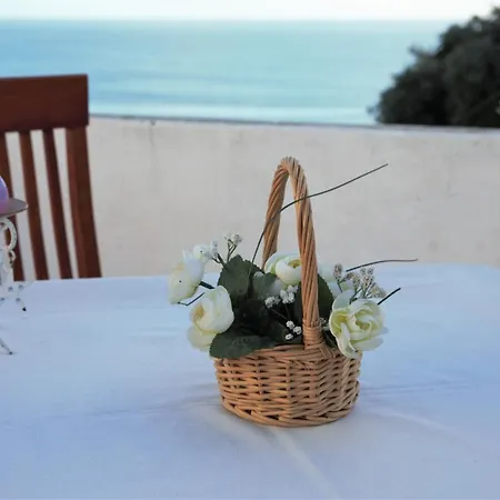Apartamento Aqua-mar. A 200 Mts Da Praia Do Peneco