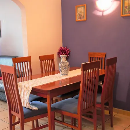 Apartamento Aqua-mar. A 200 Mts Da Praia Do Peneco Daire