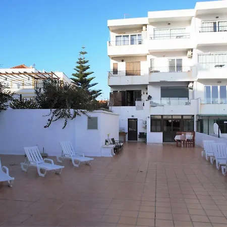 Apartamento Aqua-mar. A 200 Mts Da Praia Do Peneco *