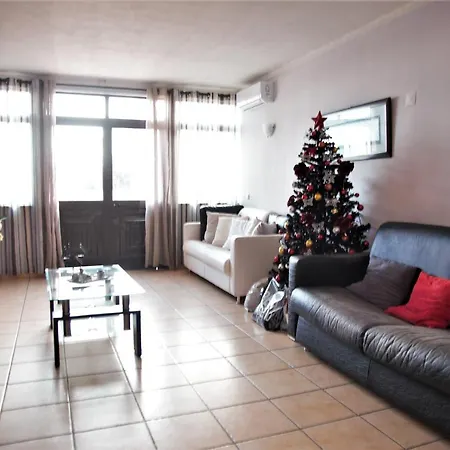 Apartamento Aqua-mar. A 200 Mts Da Praia Do Peneco Apartment *
